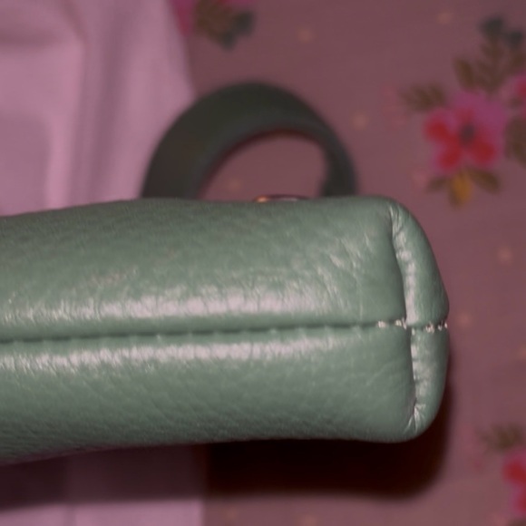 HAMMITT’ Elegant Green Crossbody Bag with Silver Accents - Picture 6 of 7